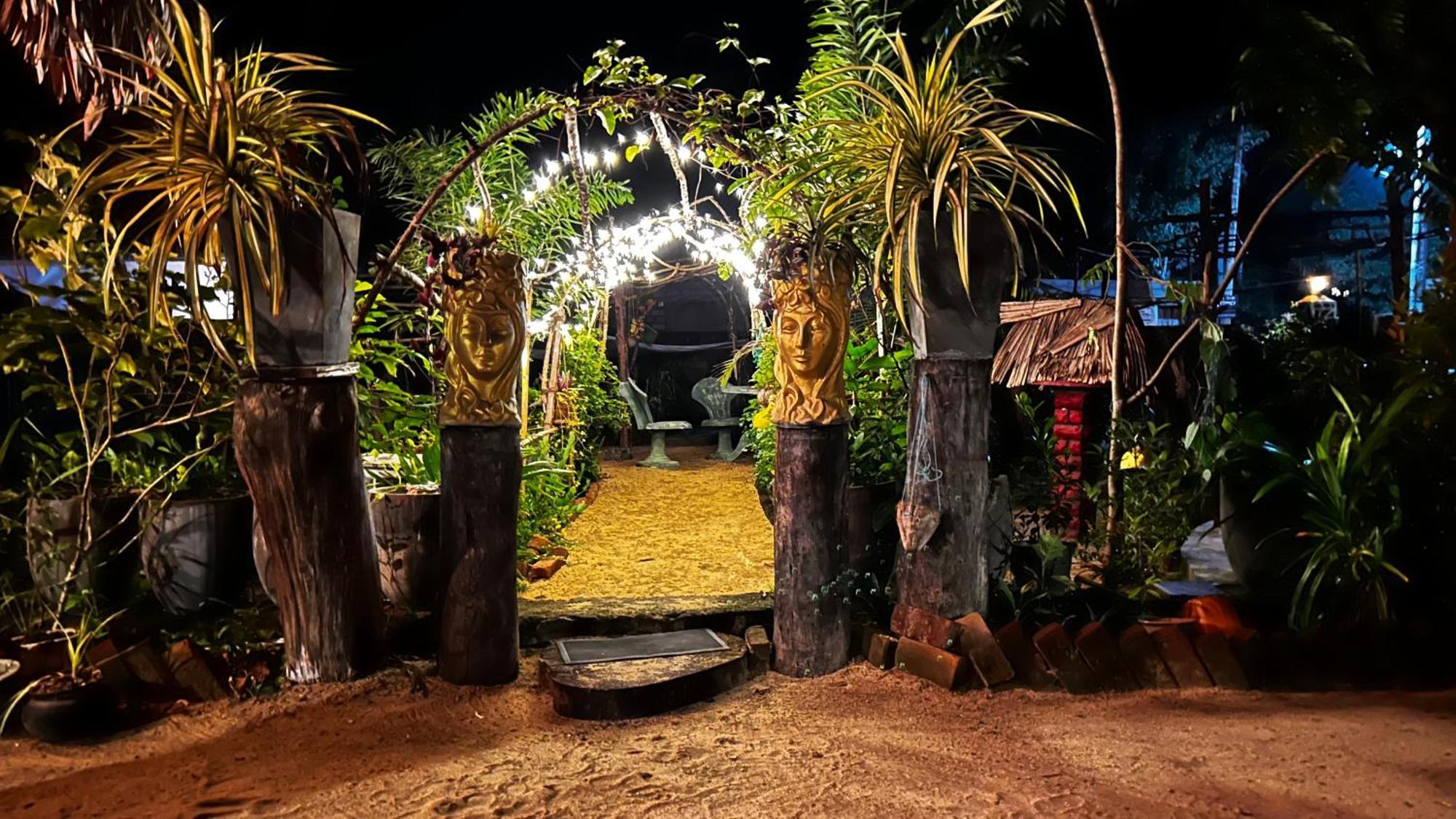 Hakuna Matata Arugambay Arugam Bay Exterior foto